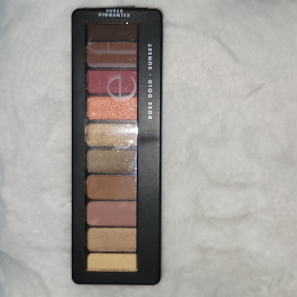 Eyeshadow palette